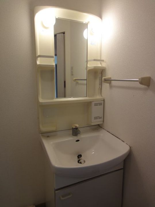 アリスト籠上の内装