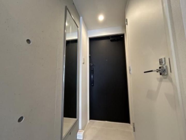 東京都新宿区新宿6(マンション)の賃貸物件の玄関