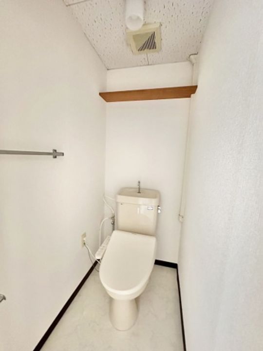 センチュリー21 本館の内装