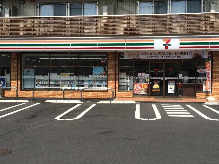 東京ベイクラブの周辺