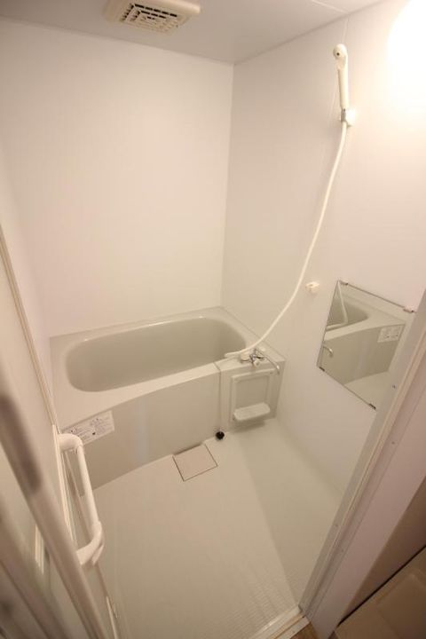 広島県福山市神辺町大字新徳田(マンション)の賃貸物件の風呂