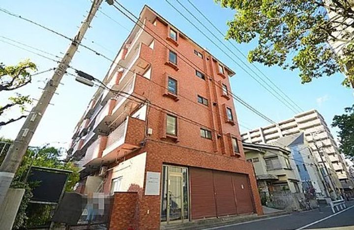 ライオンズマンション万世町の外観