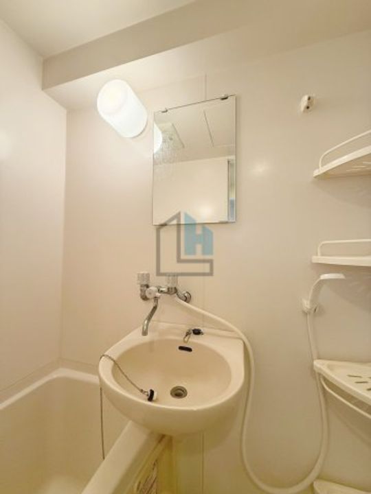 アイエスビルヂングの内装