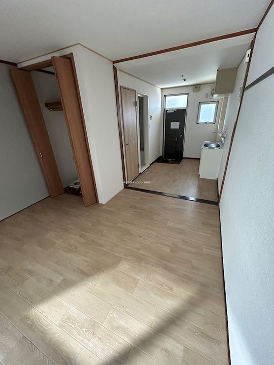 キープロハイツの居間