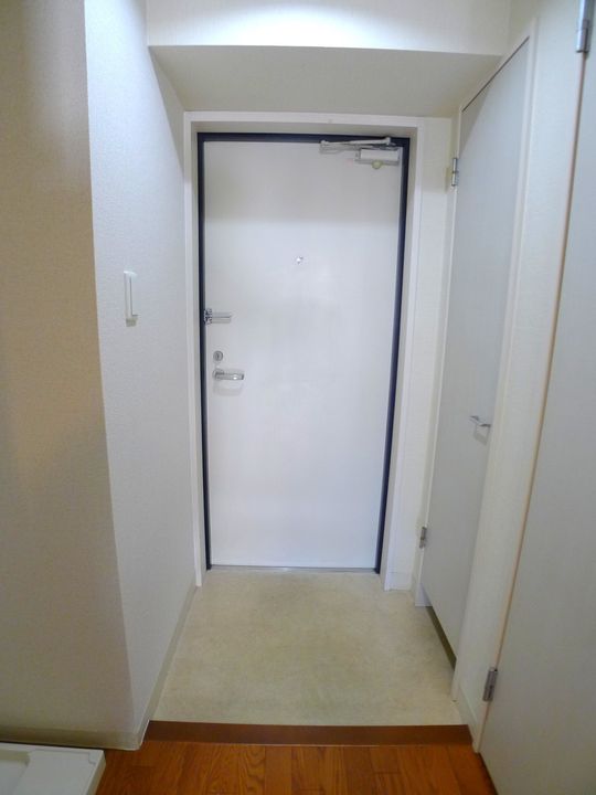 愛知県名古屋市中区新栄1(マンション)の賃貸物件の玄関