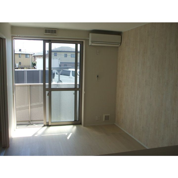 ドミールカガワ Vの居間