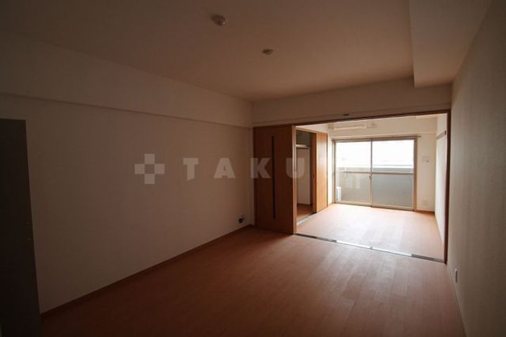 ビクトワール京都河原町の居間