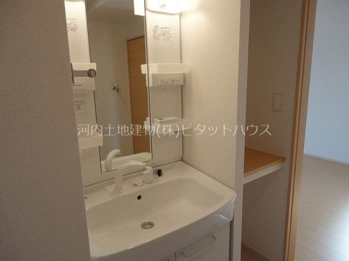 ホワイトサウンズあくつの内装