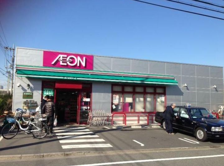 ドミトリーカナイの周辺