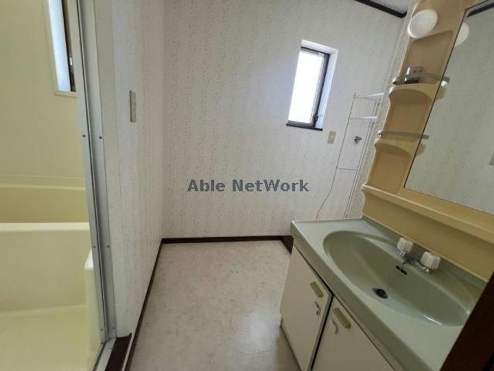 コーポ足近の内装