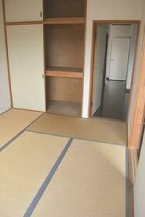 群馬県邑楽郡大泉町仙石4(アパート)の賃貸物件の内装