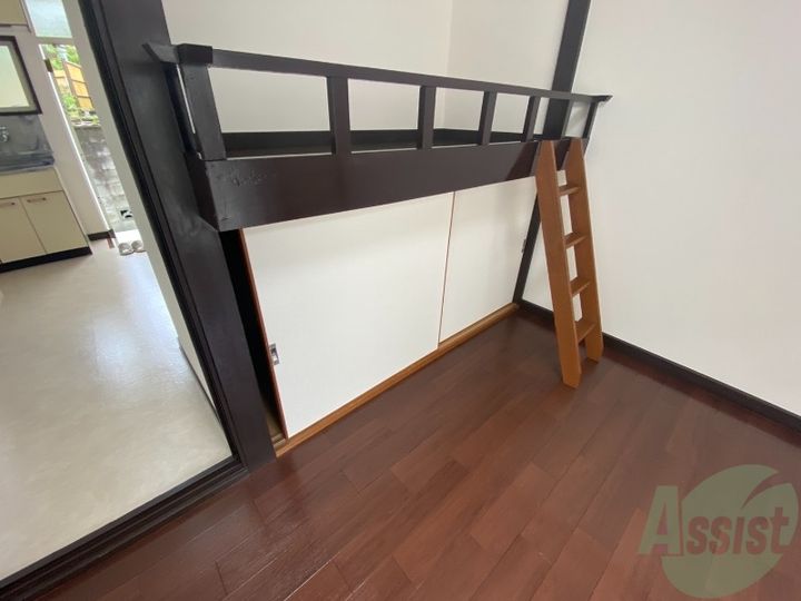 越路第一コーポナバタの内装