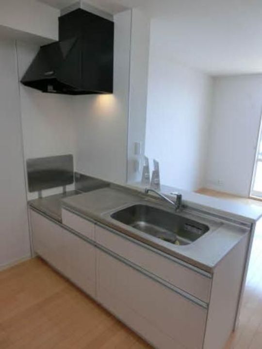 コンフォルト・ファイブ B棟のキッチン