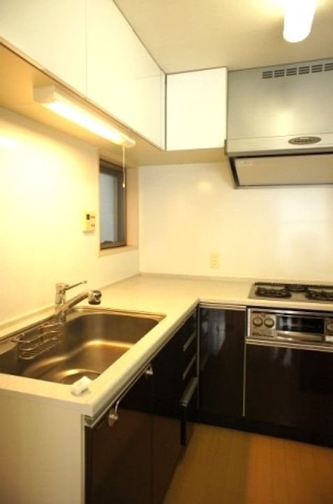 東京都港区芝大門1(マンション)の賃貸物件のキッチン