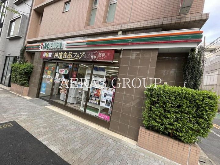 グランド神楽坂の周辺