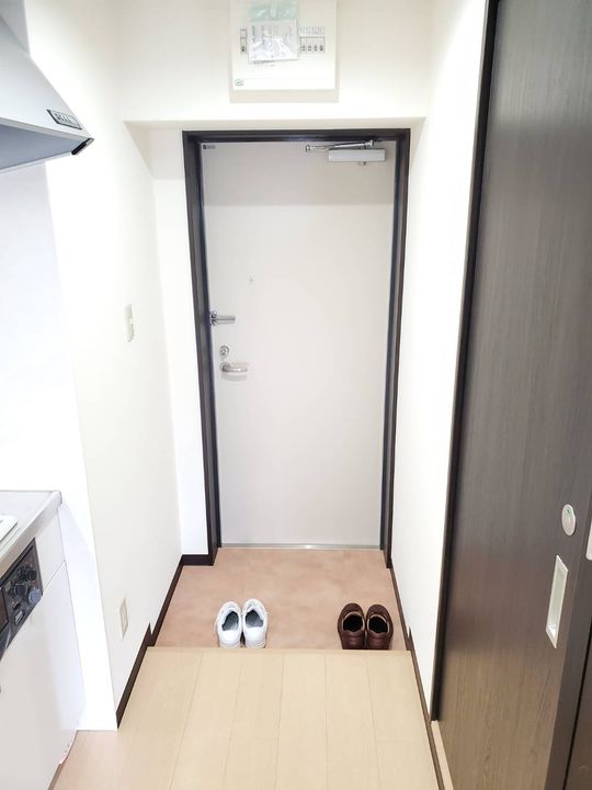 長崎県長崎市元船町(マンション)の賃貸物件の玄関