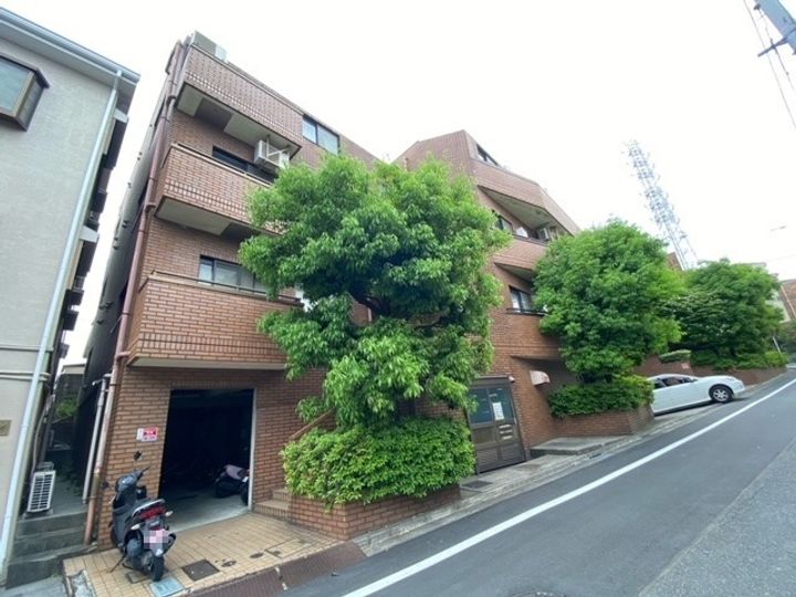 三高・カーサアルメディアの外観