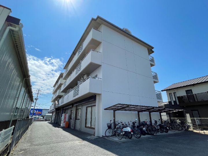 岡山県倉敷市中庄(マンション)の賃貸物件の外観