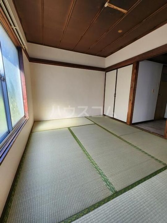 鈴木荘の内装