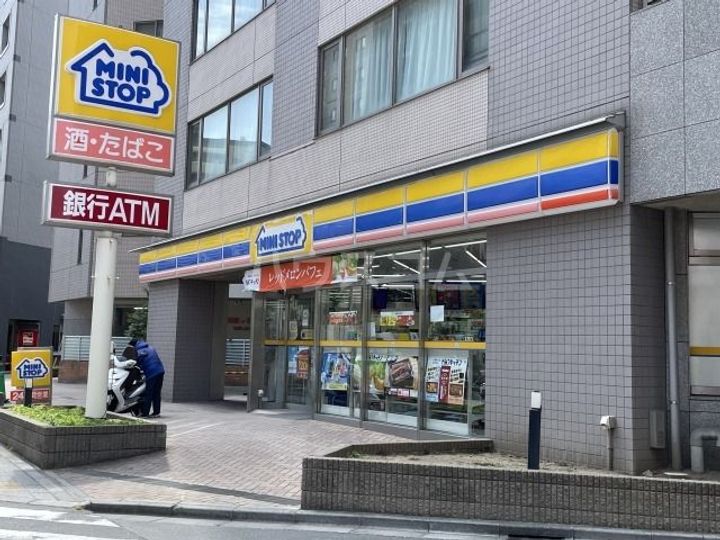 鈴木荘の周辺