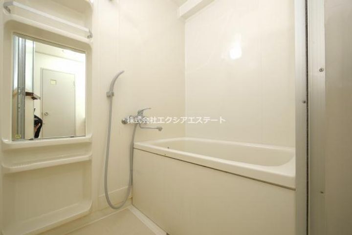 REXIA Shin Umedaの風呂