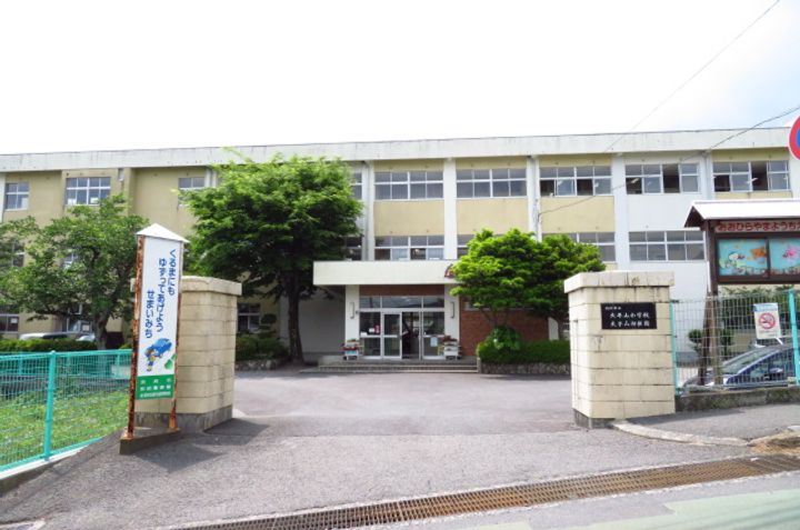 サンビラ竹の内の周辺
