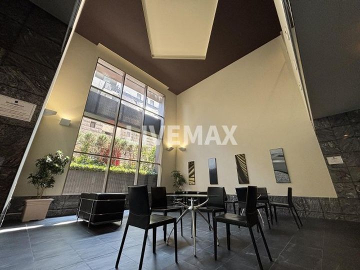 東京都港区西麻布4(マンション)の賃貸物件の地図