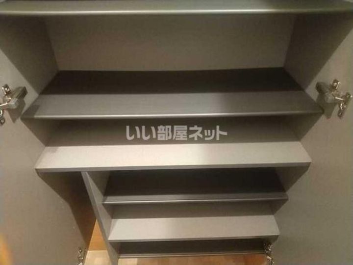 ルミエール ド エスポワール Iの玄関