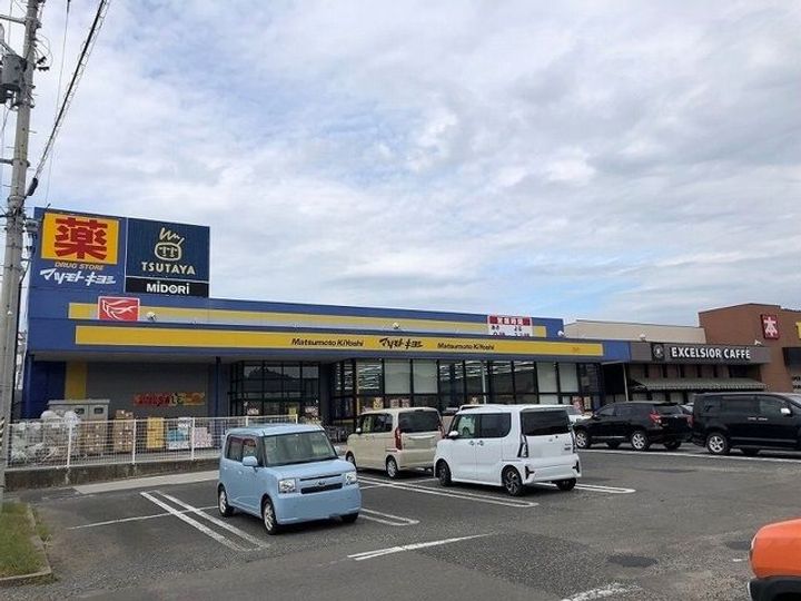 ヒルサイドスクエアIの周辺
