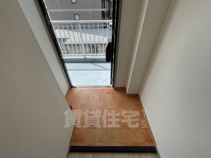 鈴木マンションの玄関