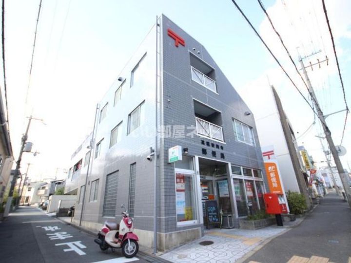 大阪府高槻市松が丘1(マンション)の賃貸物件の地図
