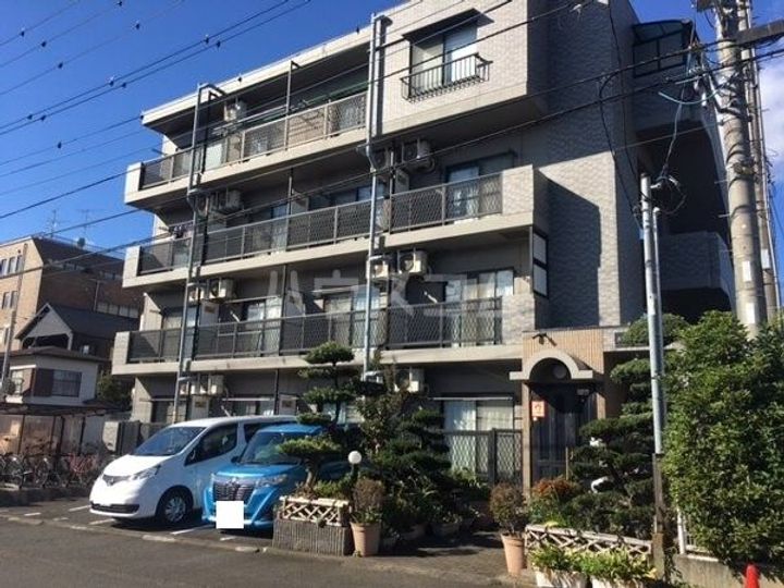 メゾン北里2000の外観