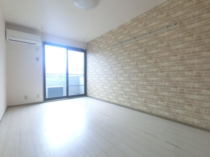 千葉県東金市東上宿(アパート)の賃貸物件の居間