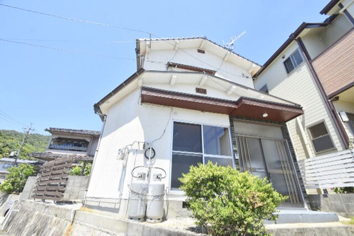 広島県広島市安佐南区伴東2(一戸建)の賃貸物件の外観