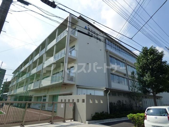 直井ハイツの周辺