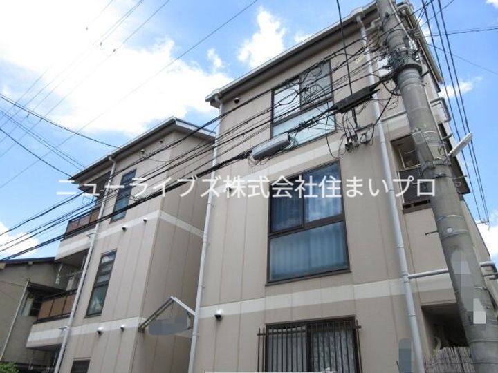 プルミエール千山の外観