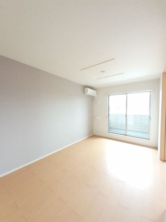 プリムローズ・TKの居間