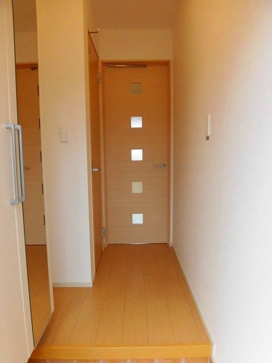 フォルトゥーナ・Mの玄関