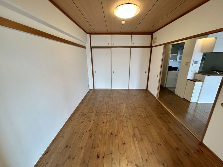 己斐本町COーOPマンションの居間