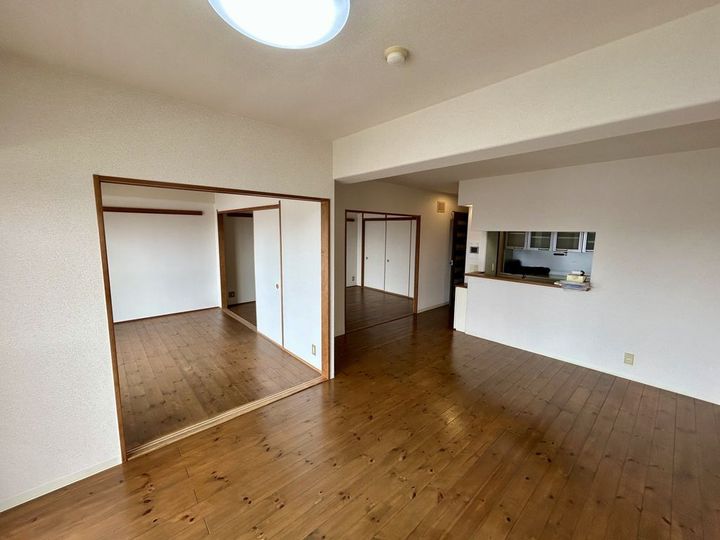 己斐本町COーOPマンションの居間
