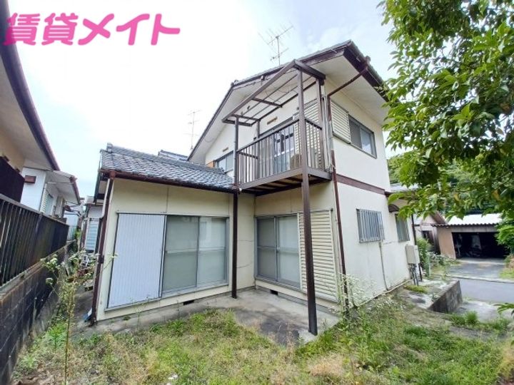 三重県鈴鹿市国府町(一戸建)の賃貸物件の外観