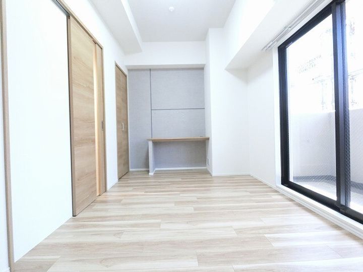 ライフフィールド塚本Graceの居間