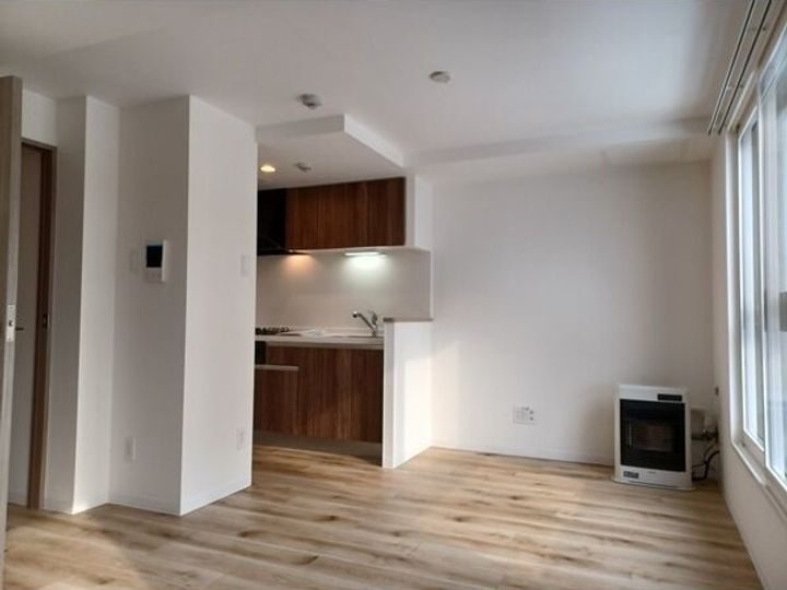 北海道札幌市白石区栄通1(マンション)の賃貸物件の居間