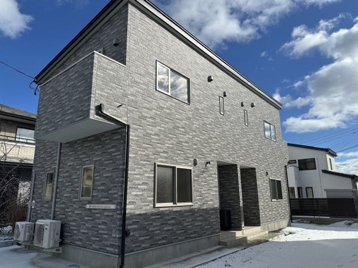 FIORE ESTATE YAHABAの外観