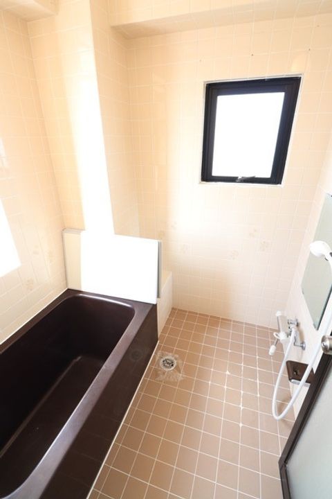 パールハイツ文化町の風呂