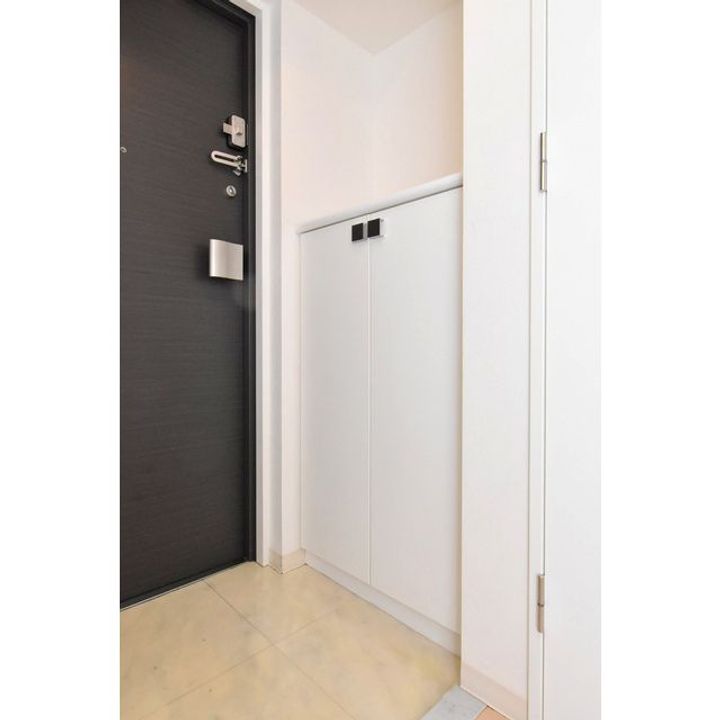 Gramercy Sakaeの玄関