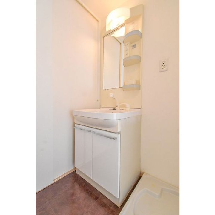 Gramercy Sakaeの内装