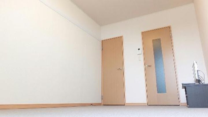 レオパレス万平の居間