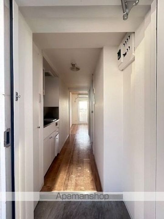 東京都練馬区東大泉4(マンション)の賃貸物件の玄関