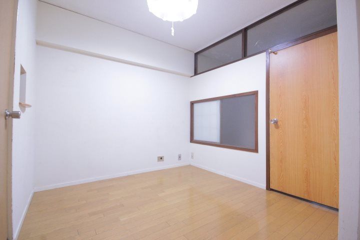 千葉県市川市行徳駅前2(マンション)の賃貸物件の居間